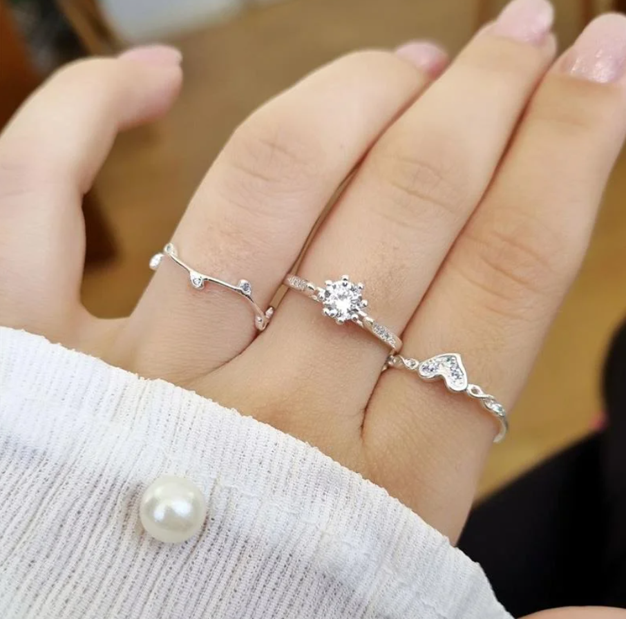 Black Friday: Ofertas em Anéis de Prata para Todos os Estilos