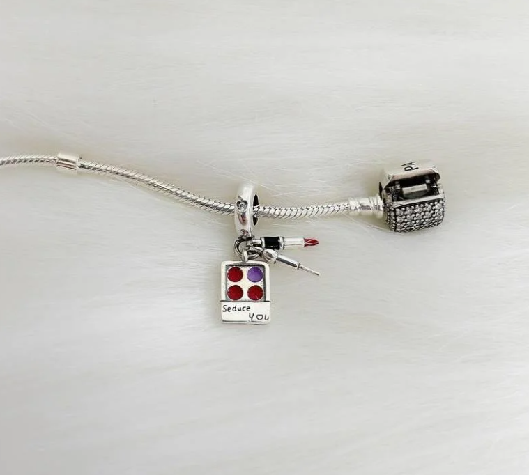 A Arte de Combinar Berloques Lindos e Coloridos em Prata 925