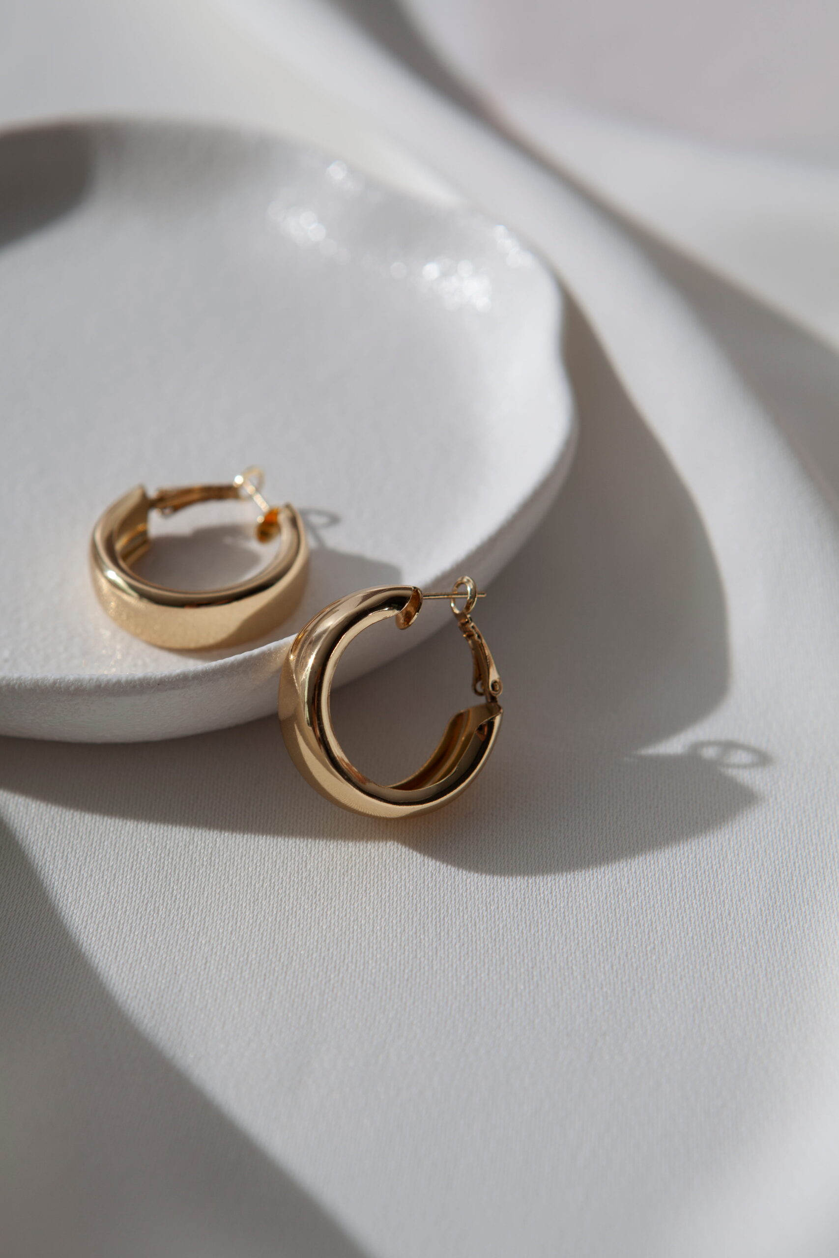 Guia Completo para Usar seu Brinco Liso e Arrasar no Visual