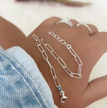 Pulseira de Consagração: A Elegância Que Vai Conquistar Seu Coração